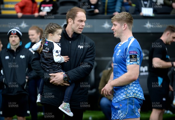 230319 - Ospreys v Dragons - Guinness PRO14 - Alun Wyn Jones of Ospreys and Aaron Wainwright of Dragons at the end of the game