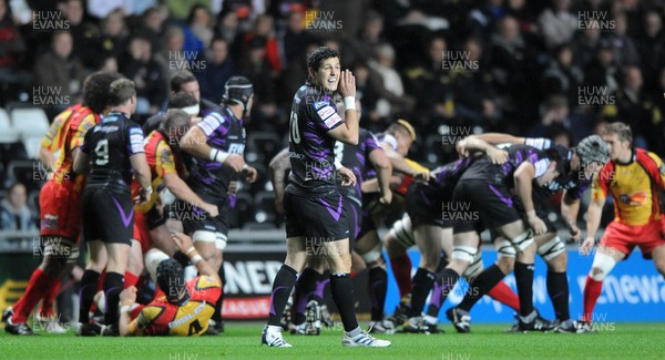 30.10.10 - Ospreys v Newport-Gwent Dragons - Magners League - Dai Flanagan of Ospreys. 