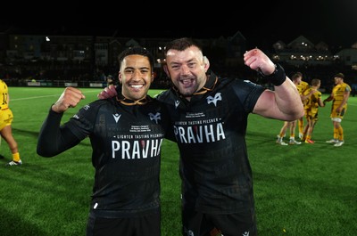 241026 - Ospreys v Dragons - United Rugby Championship - Keelan Giles and Sam Parry of Ospreys at full time