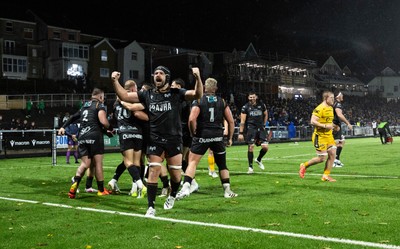 241026 Ospreys v Dragons RFC, BKT United Rugby Championship - Morgan Morris of Ospreys celebrates after Ross Moriarty of Ospreys powers over to score try