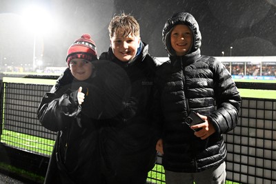 241026 - Ospreys v Dragons RFC - United Rugby Championship - Fans