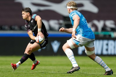 260425 - Ospreys v Dragons RFC - United Rugby Championship - Jack Walsh of Ospreys