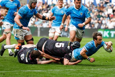 260425 - Ospreys v Dragons RFC - United Rugby Championship - Rhodri Williams of Dragons Scores a Try