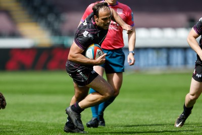 260425 - Ospreys v Dragons RFC - United Rugby Championship - Evardi Boshoff of Ospreys