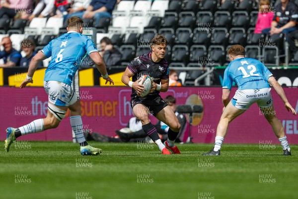 260425 - Ospreys v Dragons RFC - United Rugby Championship - Jack Walsh of Ospreys