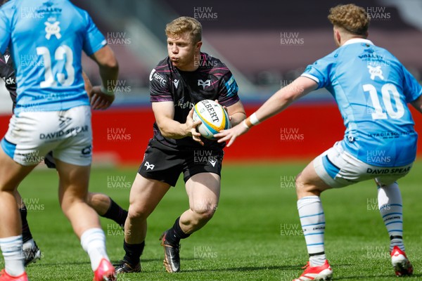 260425 - Ospreys v Dragons RFC - United Rugby Championship - Keiran Williams of Ospreys