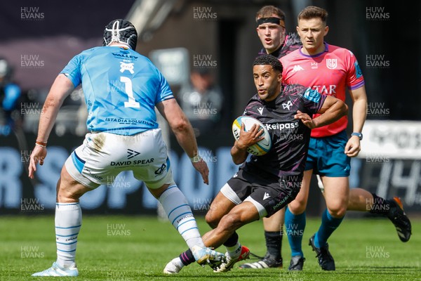 260425 - Ospreys v Dragons RFC - United Rugby Championship - Keelan Giles of Ospreys
