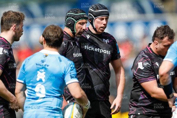 260425 - Ospreys v Dragons RFC - United Rugby Championship - Adam Beard of Ospreys