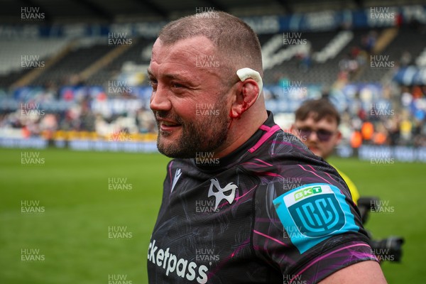 260425 - Ospreys v Dragons RFC - United Rugby Championship - Sam Parry of Ospreys