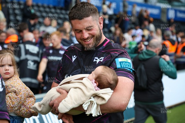 260425 - Ospreys v Dragons RFC - United Rugby Championship - 