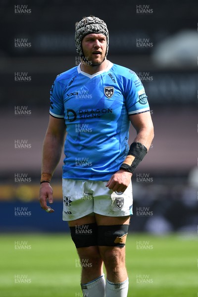 260425 - Ospreys v Dragons RFC - United Rugby Championship - Dan Lydiate of Dragons