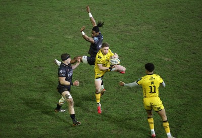 310126 - Ospreys v Dragons - United Rugby Championship - Angus O�Brien of Dragons gets the high ball