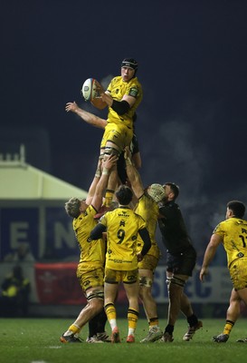 310126 - Ospreys v Dragons - United Rugby Championship - Seb Davies of Dragons wins the line out