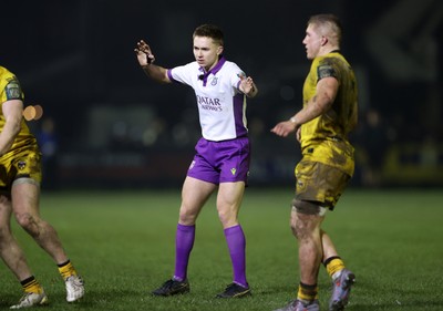 310126 - Ospreys v Dragons - United Rugby Championship - Referee Ben Connor 