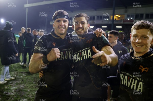 310126 - Ospreys v Dragons - United Rugby Championship - Morgan Morse and Marco de Witt of Ospreys celebrate at full time