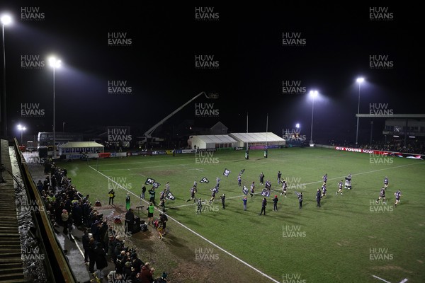 310126 - Ospreys v Dragons - United Rugby Championship - Ospreys run out