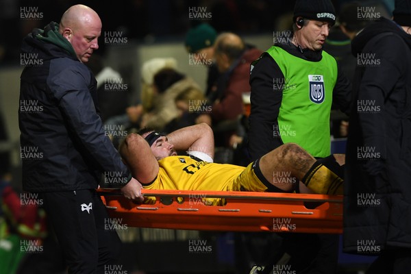 310126 - Ospreys v Dragons RFC - United Rugby Championship - Rob Hunt of Dragons goes off the field injured