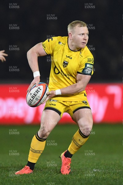 310126 - Ospreys v Dragons RFC - United Rugby Championship - Tinus De Beer of Dragons