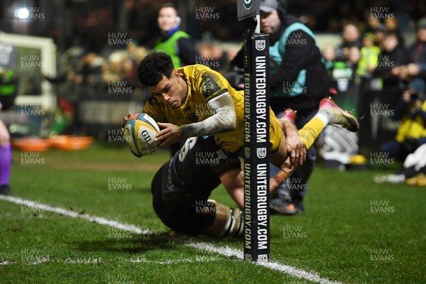 310126 - Ospreys v Dragons RFC - United Rugby Championship - Rio Dyer of Dragons goes close to scoring a try