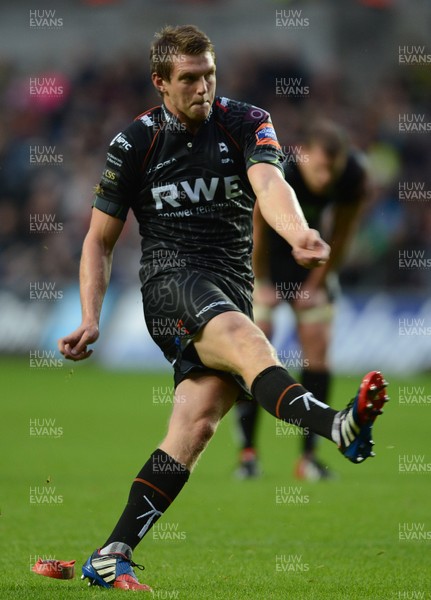 210913 - Ospreys v Edinburgh - RaboDirect PRO12 -Dan Biggar of Ospreys kicks at goal