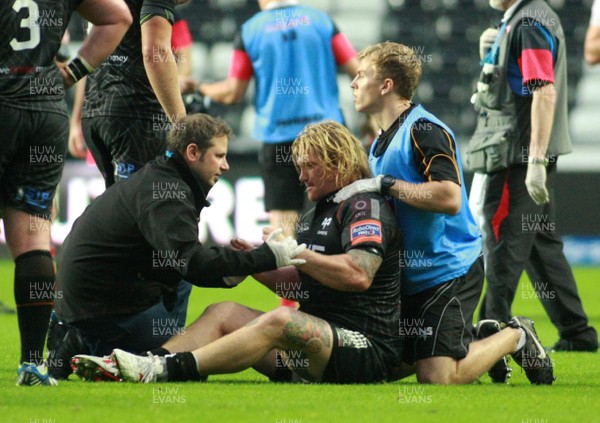 200913 Ospreys v Edinburgh - RaboDirectPro12 - Ospreys' Richard Hibbard receives treatment