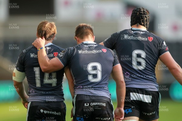 210914 - Ospreys v Edinburgh - Guinness PRO12 - Jeffrey Hassler, Rhys Webb and James King of Ospreys  