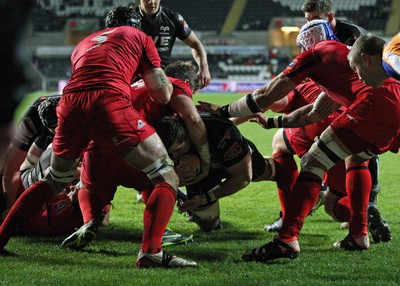 220213 - Ospreys v Edinburgh Rugby, RaboDirect PRO12 - Ospreys Morgan Allen powers over to score try