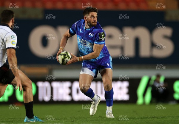 081224 - Ospreys v Emirates Lions, EPCR Challenge Cup - Owen Williams of Ospreys 