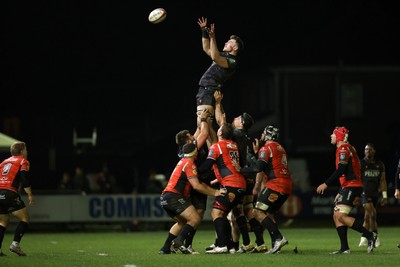 230126 - Ospreys v Emirates Lions - United Rugby Championship - James Ratti of Ospreys wins the line out
