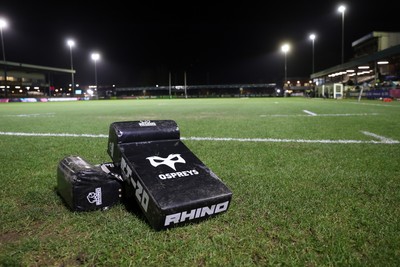 230126 - Ospreys v Emirates Lions - United Rugby Championship - Ospreys tackle bags
