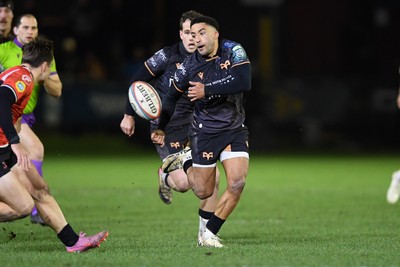 230126 - Ospreys v Emirates Lions - United Rugby Championship - Kieran Hardy of Ospreys