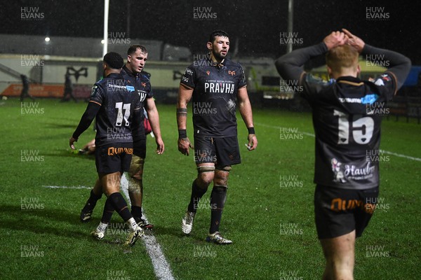 230126 - Ospreys v Emirates Lions - United Rugby Championship - Dejected Ospreys at full time