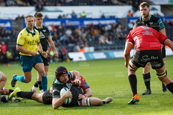 300324 - Ospreys v Emirates Lions - United Rugby Championship - Morgan Morris of Ospreys goes over for a try