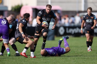 060925 - Ospreys v Exeter Chiefs - Pre Season Friendly - Morgan Morse of Ospreys makes a break