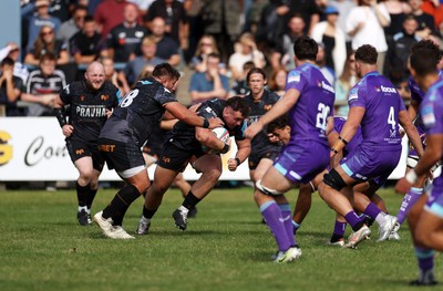 060925 - Ospreys v Exeter Chiefs - Pre Season Friendly - Ben Warren of Ospreys 