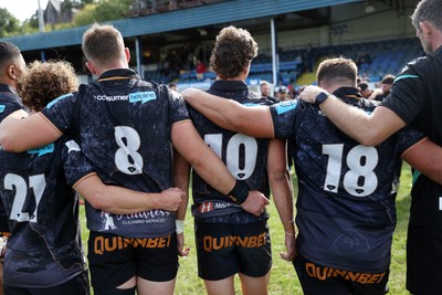 060925 - Ospreys v Exeter Chiefs - Pre Season Friendly - Ospreys team huddle