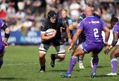 060925 - Ospreys v Exeter Chiefs - Pre Season Friendly - James Fender of Ospreys 
