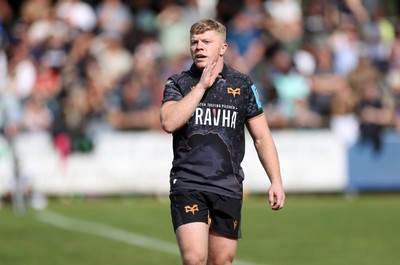 060925 - Ospreys v Exeter Chiefs - Pre Season Friendly - Keiran Williams of Ospreys 