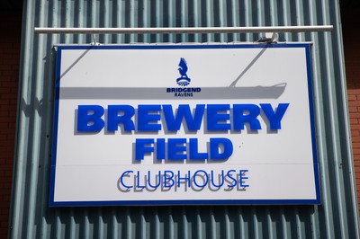 060925 - Ospreys v Exeter Chiefs - Pre Season Friendly - General View of the Brewery Field