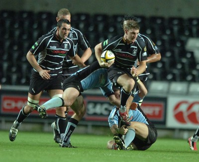 13.10.06  Ospreys v Gasgow  Ospreys Nikki Walker is tackled by Scott Barrow.  