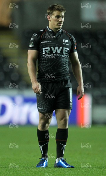 291113 - Ospreys v Glasgow Warriors - RaboDirect PRO12 - Jeffrey Hassler 