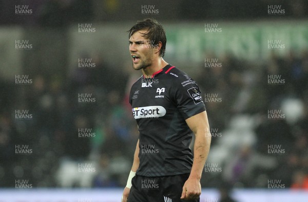 310116 - Ospreys v Glasgow Warriors - GuinnessPro12 -JJ Engelbrecht makes his debut for Ospreys