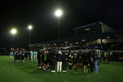 181025 - Ospreys v Glasgow Warriors - United Rugby Championship - Ospreys team huddle