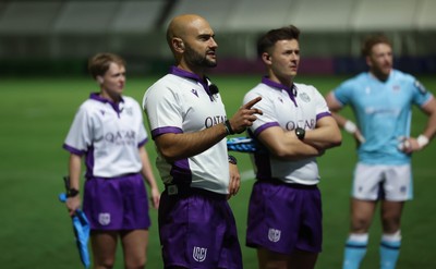 181025 - Ospreys v Glasgow Warriors, United Rugby Championship - Referee Andrea Piardi views the video evidence before ruling out the Ospreys opening try