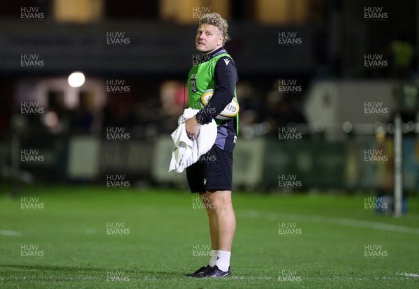181025 - Ospreys v Glasgow Warriors - United Rugby Championship - Ospreys Scrum Coach Duncan Jones 