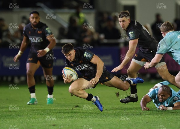 181025 - Ospreys v Glasgow Warriors, United Rugby Championship - Reuben Morgan-Williams of Ospreys is tackled