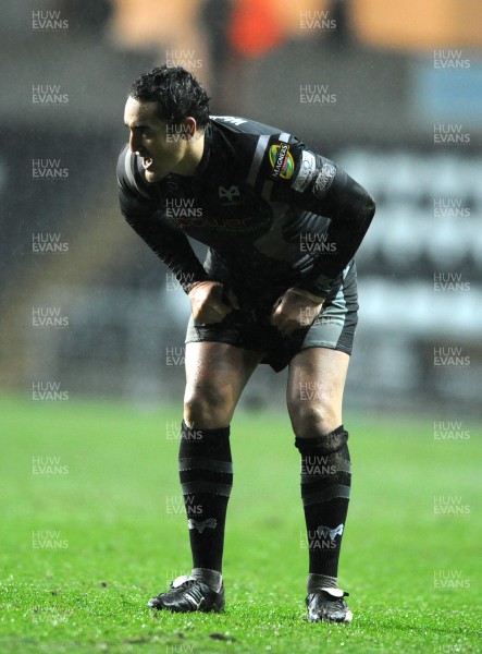 12.01.08 - Ospreys v Gloucester - Heineken Cup - Ospreys Sonny Parker 