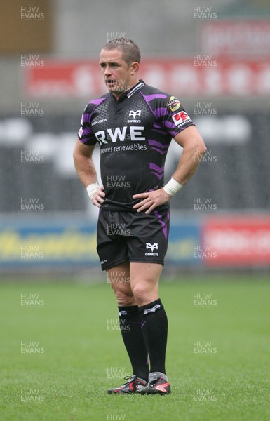 21.08.10. Ospreys v Gloucester... Ospreys' Shane Williams. 