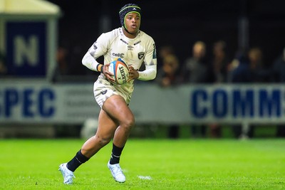 180426 - Ospreys v Hollywoodbets Sharks - United Rugby Championship - 