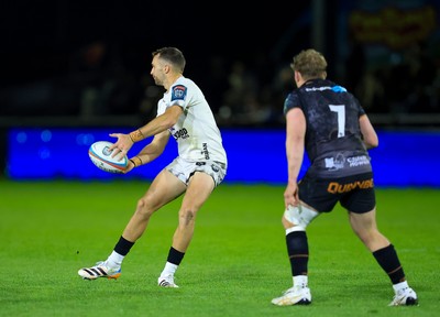 180426 - Ospreys v Hollywoodbets Sharks - United Rugby Championship - Jean Smith of Hollywoodbets Sharks